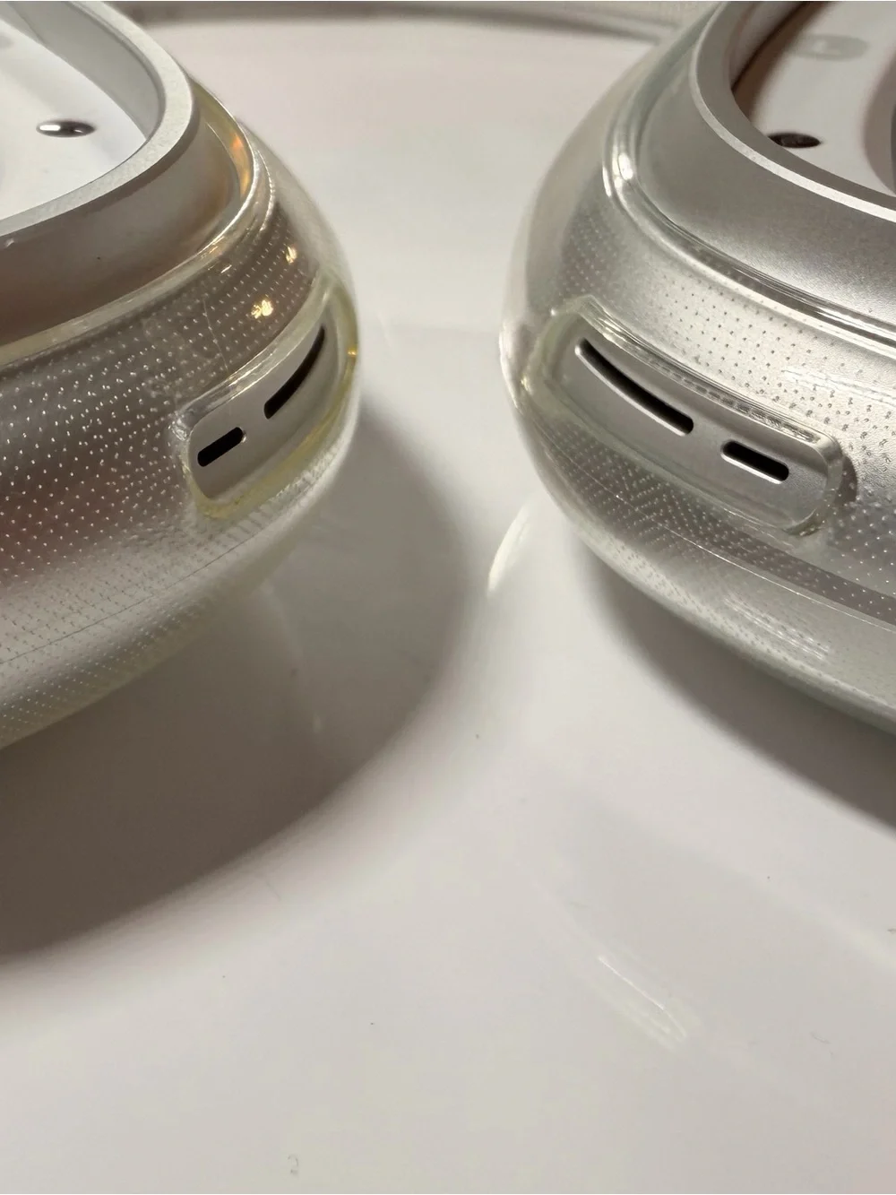 Apple AirPods Max Silver + Smart Case + Protective Covers | Excellent Condition